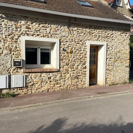 Maison Au Calme A L'Oree Du Bois. Acces A13-A14 Orgeval  Ngoại thất bức ảnh