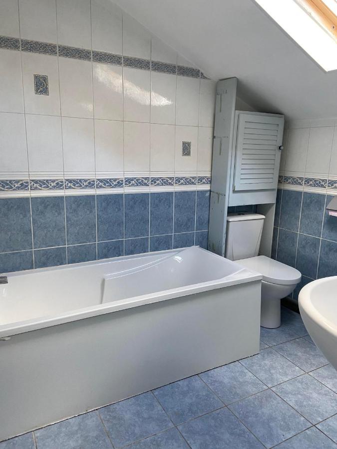 Maison Au Calme A L'Oree Du Bois. Acces A13-A14 Orgeval  Ngoại thất bức ảnh